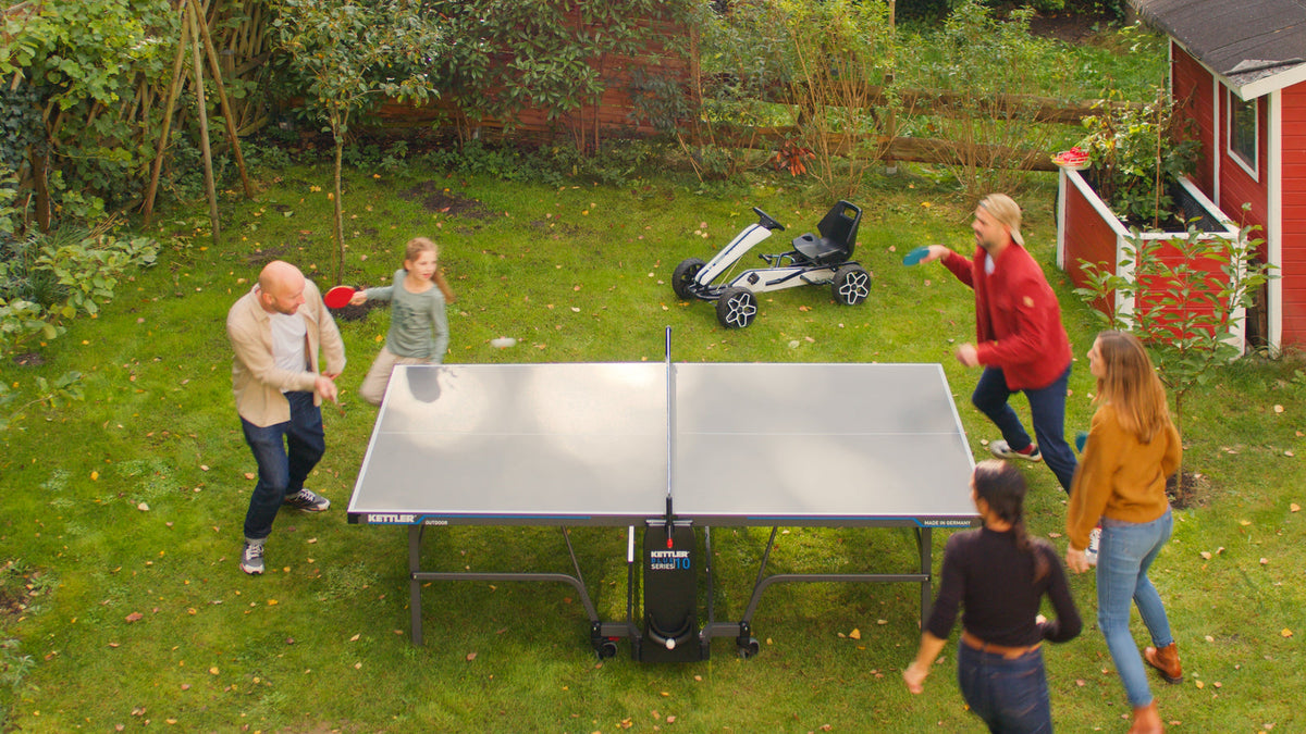 KETTLER Tischtennisplatte im Einsatz: KETTLER Tischtennisplatte K10 Outdoor