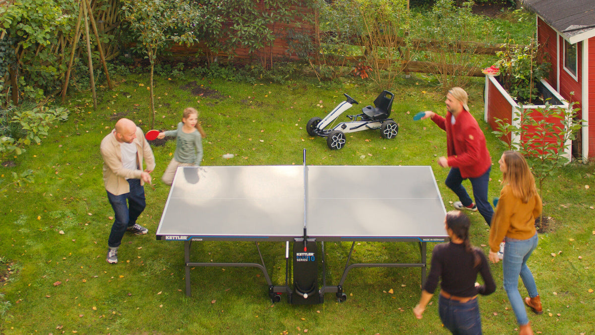 KETTLER Tischtennisplatte im Einsatz: Indoor oder Outdoor Tischtennisplatte