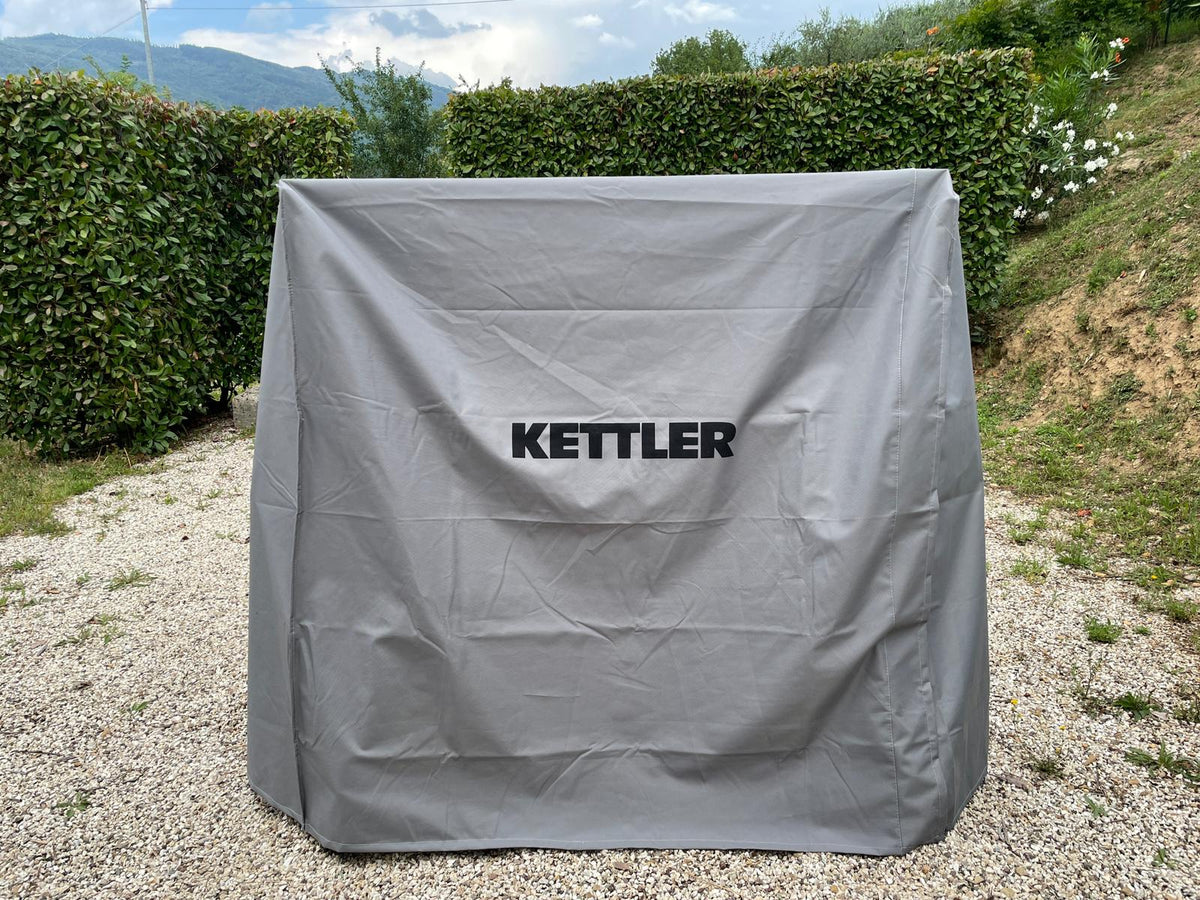 KETTLER Pack économique « cover + outdoor » : ensemble de raquettes de tennis de table Outdoor + housse de protection Premium en action