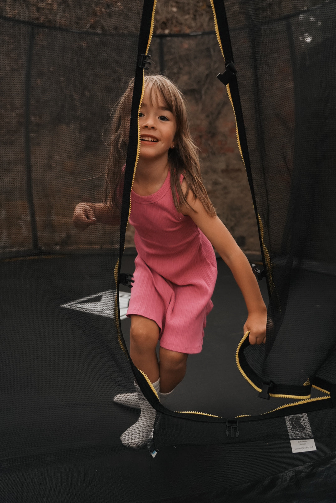 KETTLER Outdoor Trampolin JUMP 365 im Einsatz