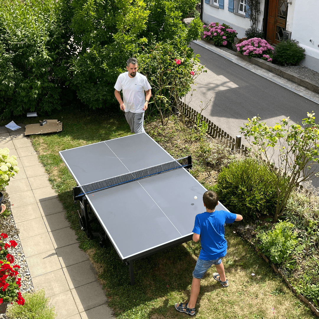 KETTLER Tischtennisplatte K10 Outdoor im Einsatz
