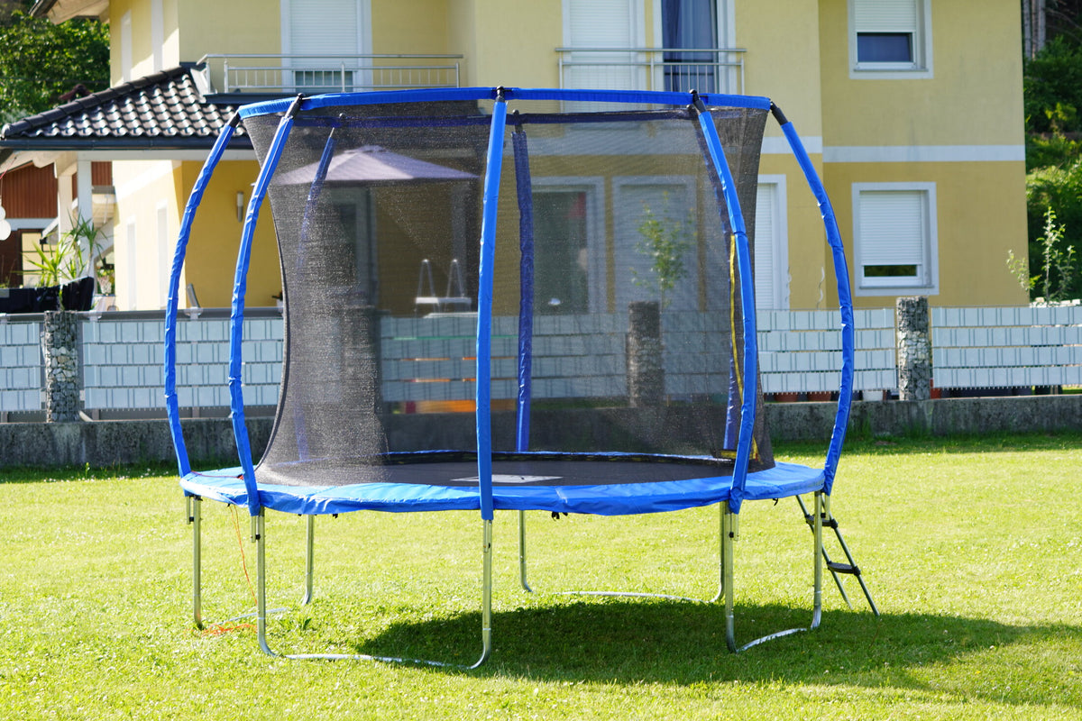 KETTLER Outdoor Trampolin JUMP 305 im Einsatz