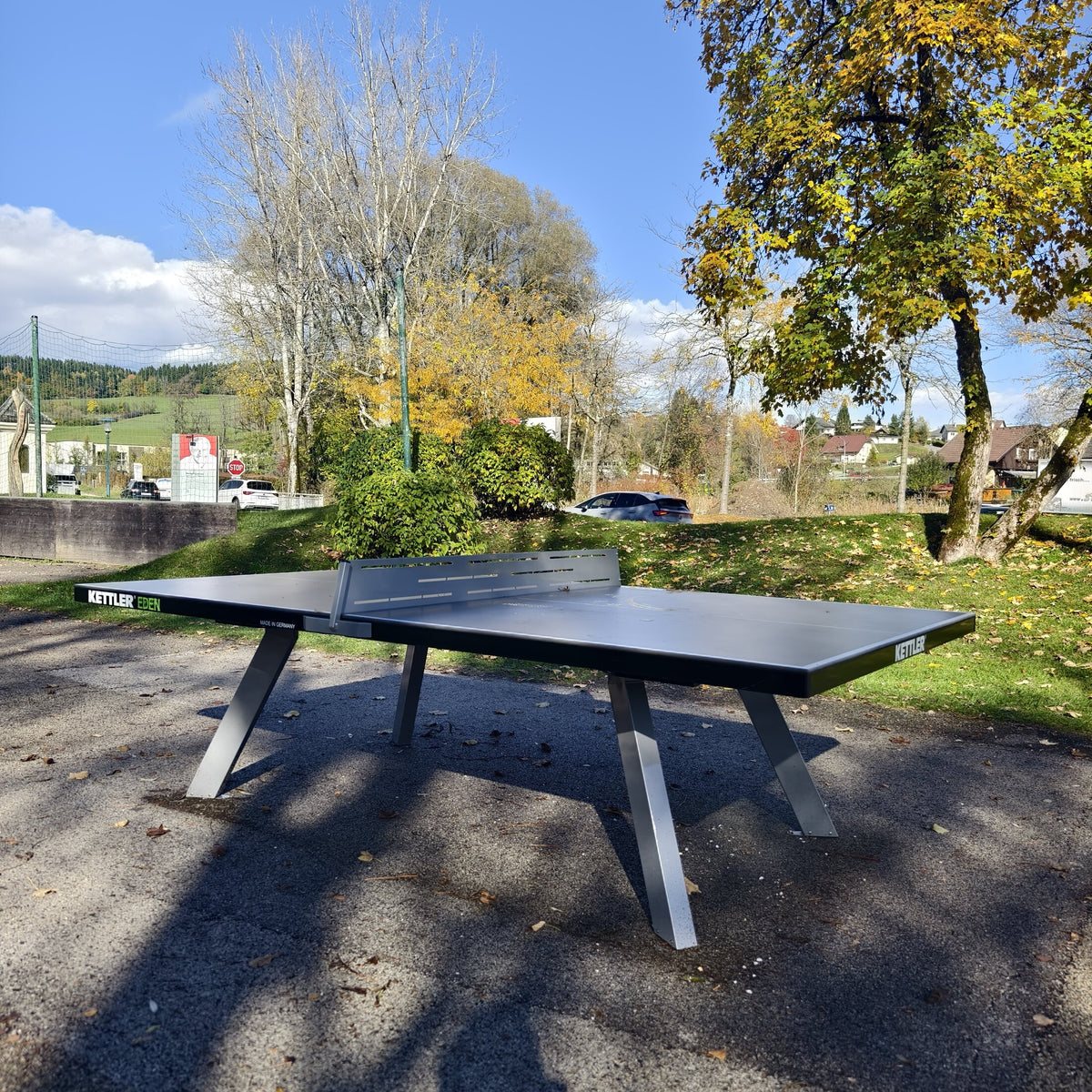 KETTLER Tischtennisplatte Eden Outdoor im Einsatz