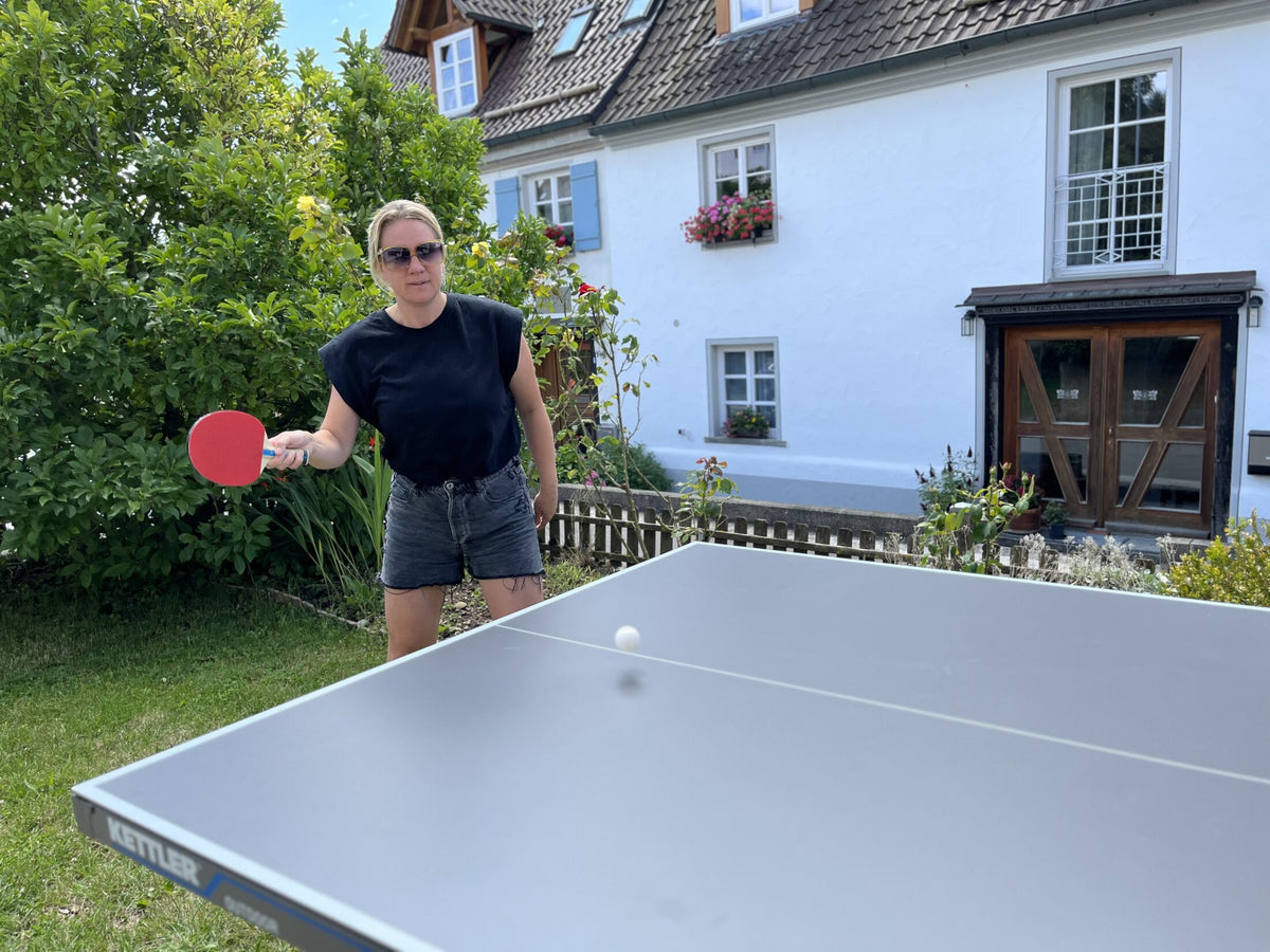KETTLER Tischtennisplatte K10 Outdoor im Einsatz