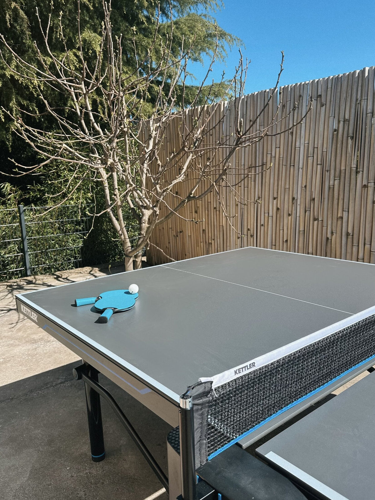 KETTLER Tischtennisplatte K15 Outdoor im Einsatz